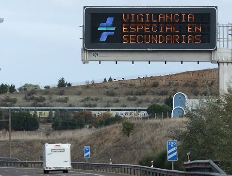 Exceso de velocidad, no llevar el cinturón, desperfectos en el vehículo y consumo de alcohol, las infracciones más comunes entre los españoles