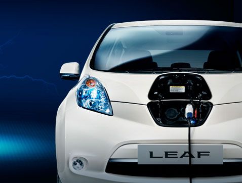 ¿Cómo recargar la batería de tu Nissan LEAF en tu propia casa?