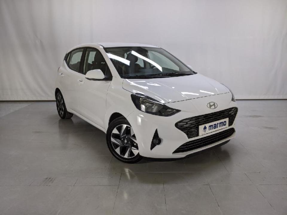 Hyundai i10 urbano seminuevo Murcia con tecnología avanzada