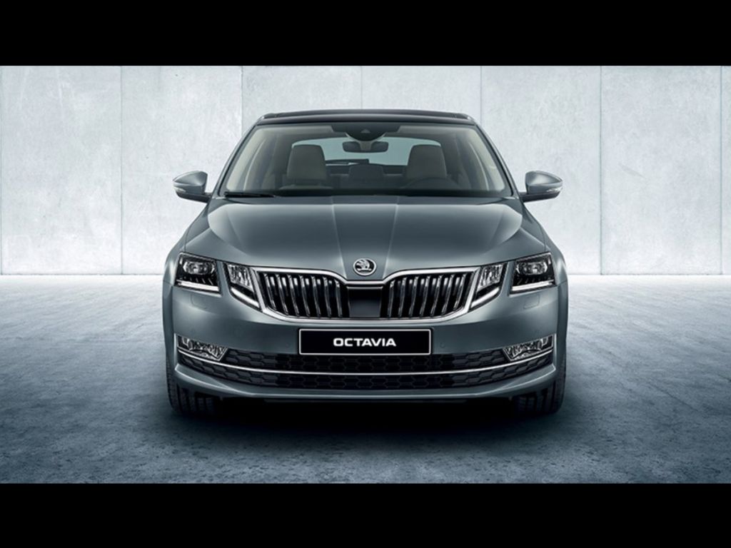 Å KODA Octavia