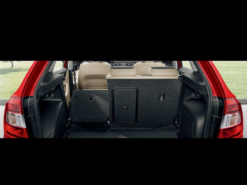 Å KODA Spaceback