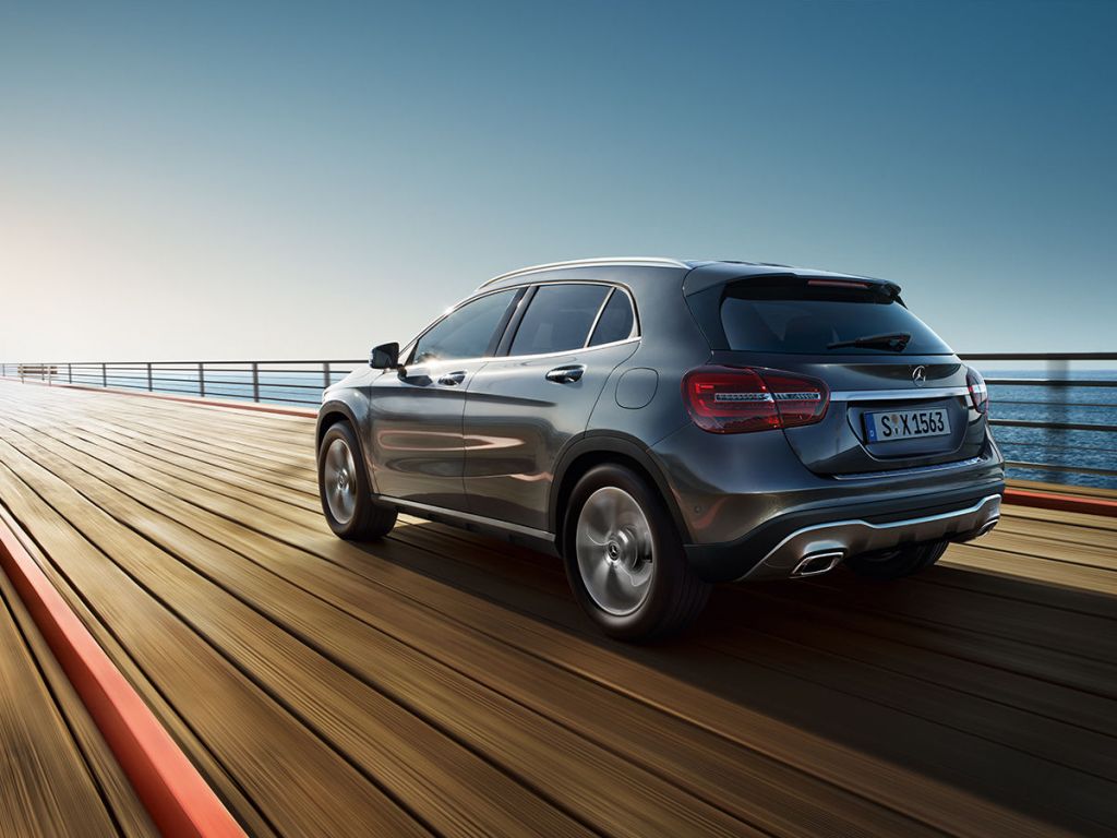 Mercedes-Benz GLA SUV