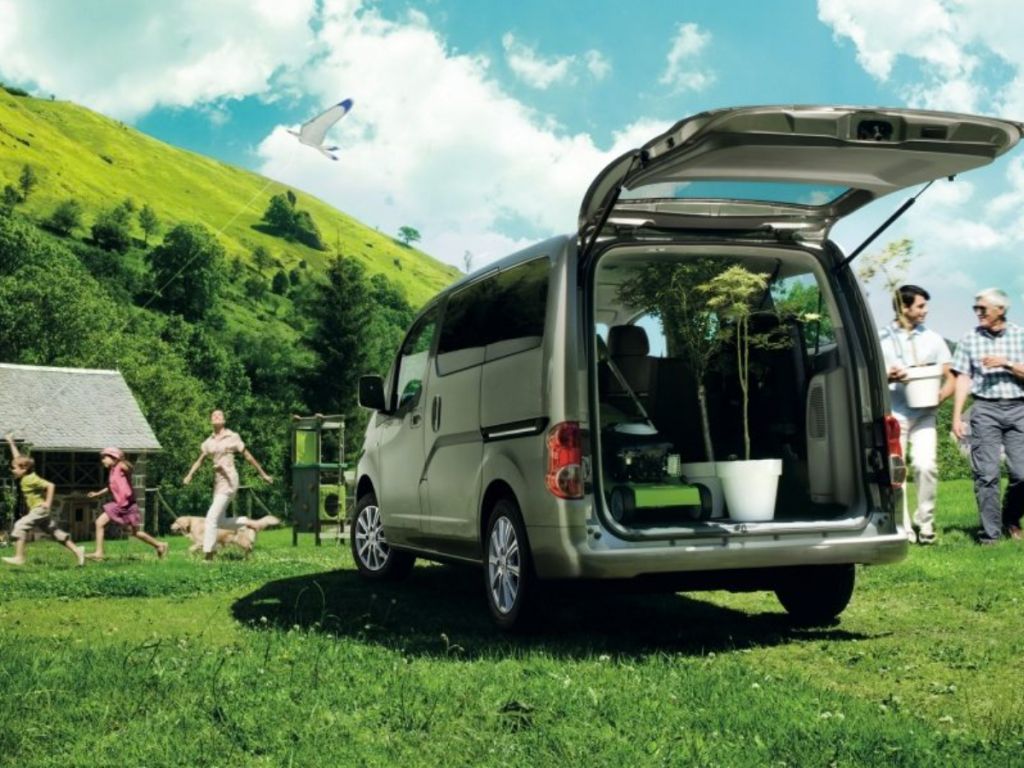 Nissan Evalia