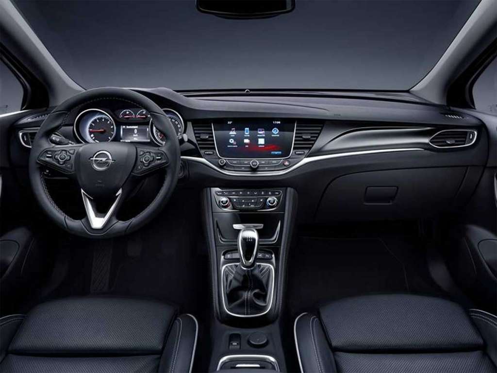 Opel Astra 5p