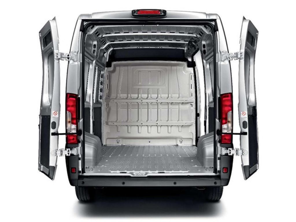 PEUGEOT BOXER FURGÓN