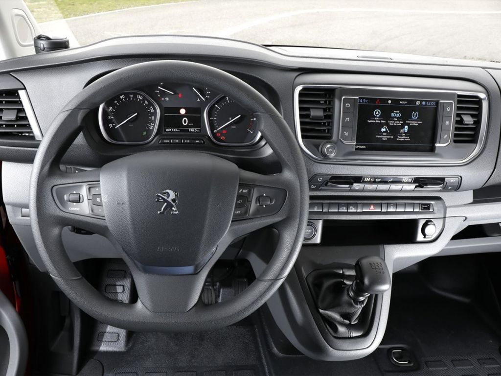 PEUGEOT EXPERT COMBI