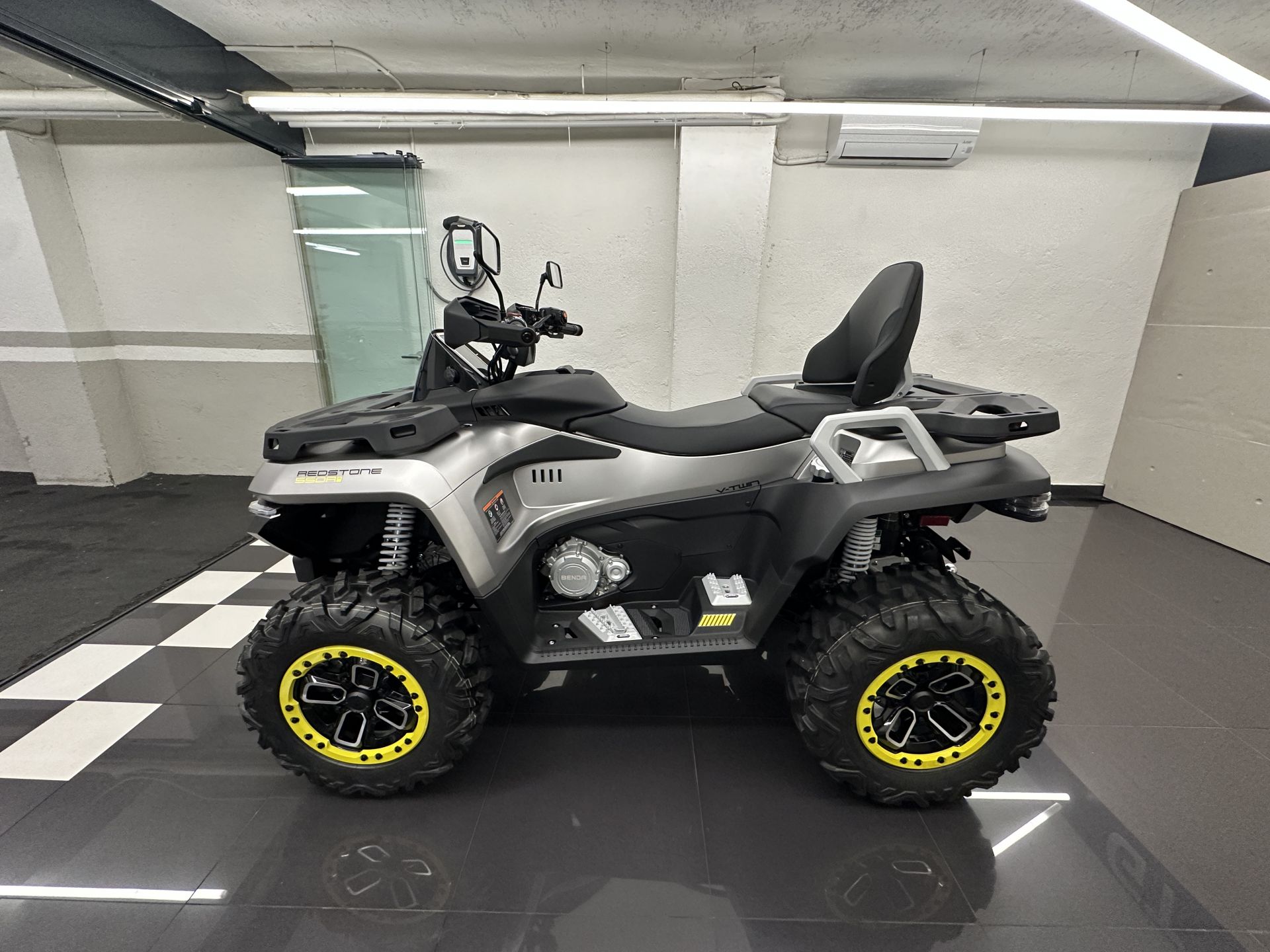 Benda Redstone 550 R2 DL+ EPS (T3)