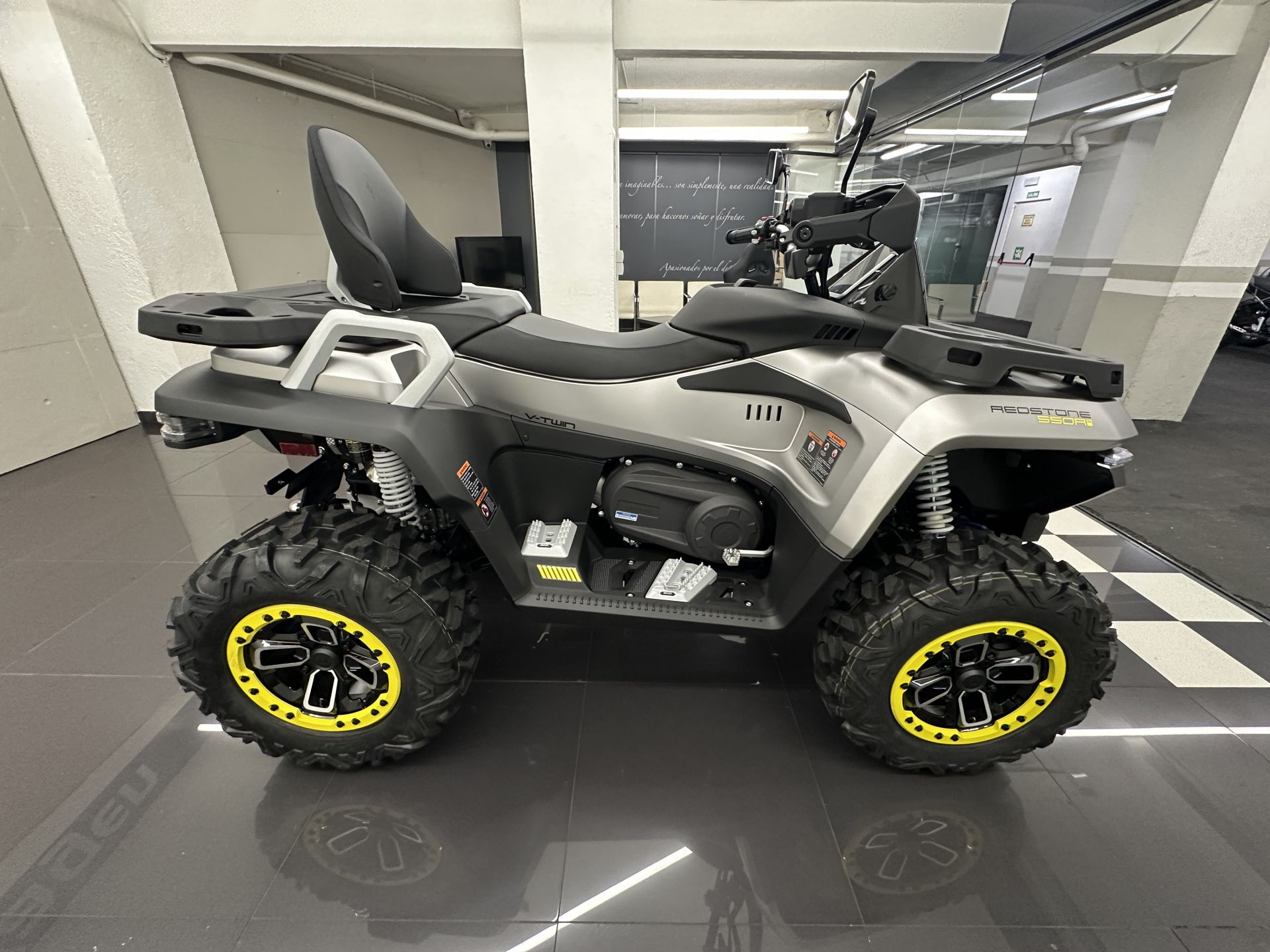 Benda Redstone 550 R2 DL+ EPS (T3)