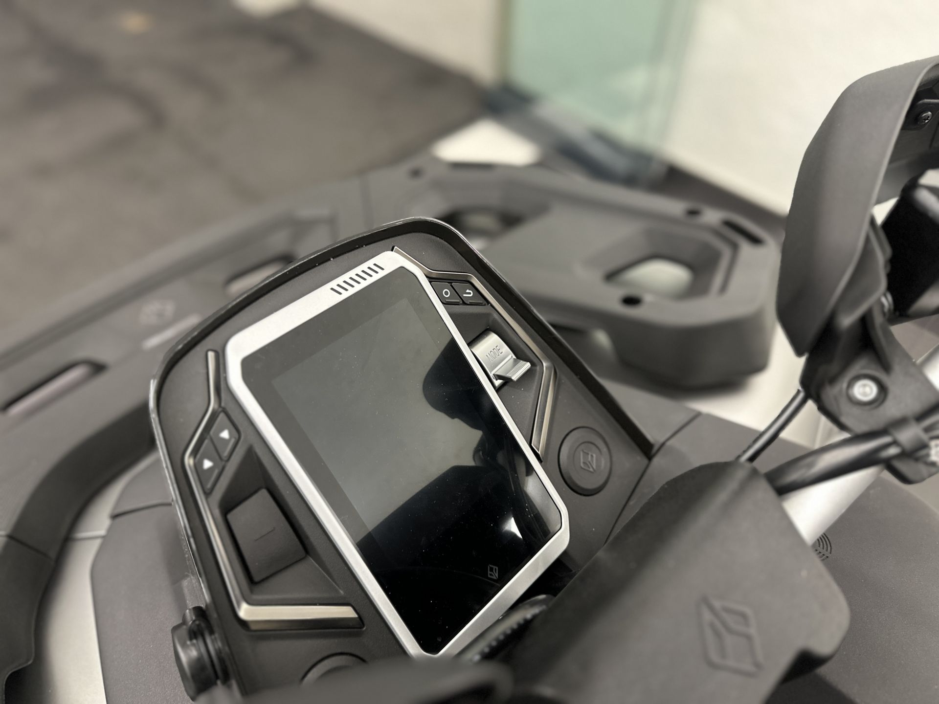 Benda Redstone 550 R2 DL+ EPS (T3)