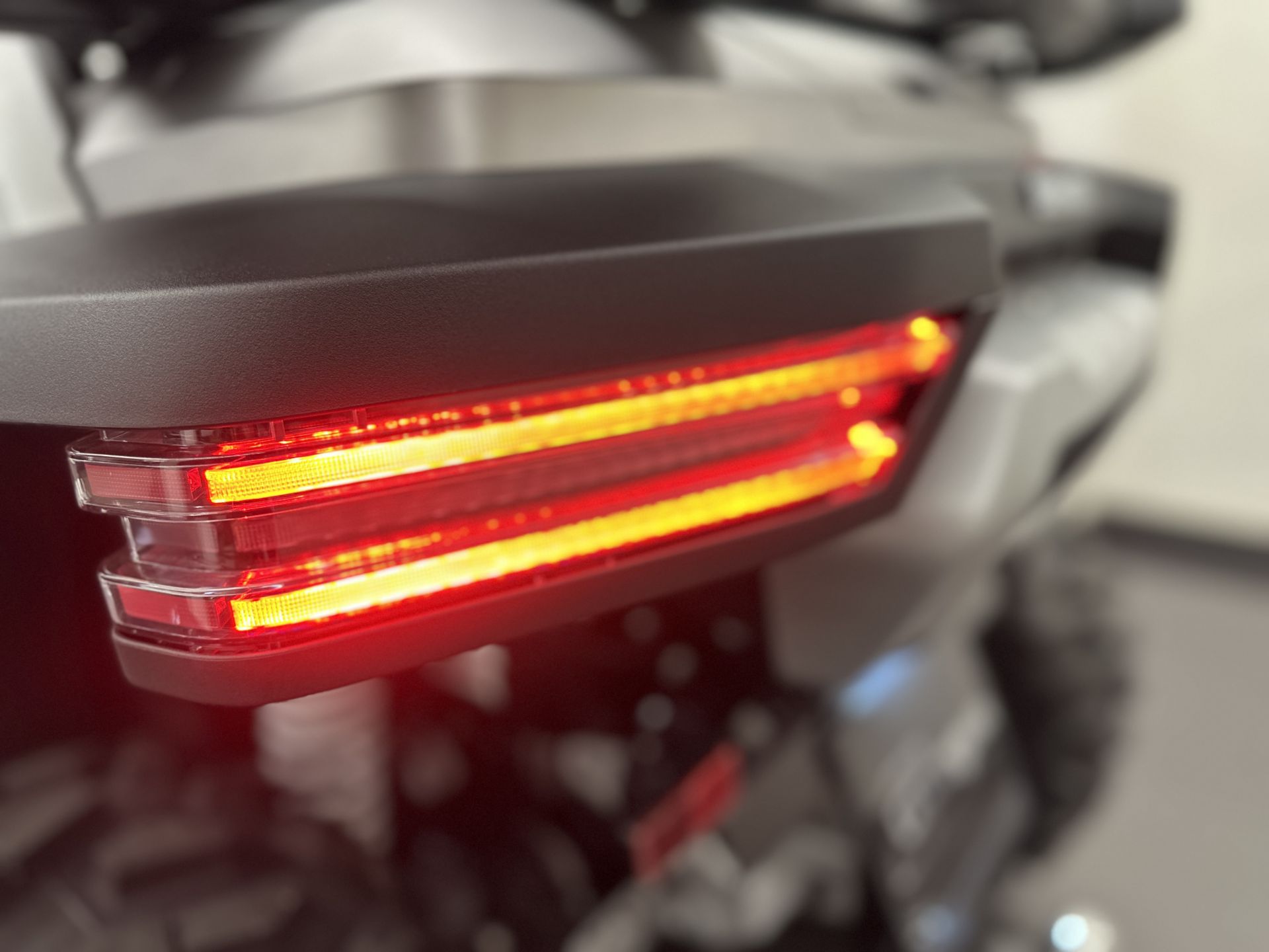 Benda Redstone 550 R2 DL+ EPS (T3)