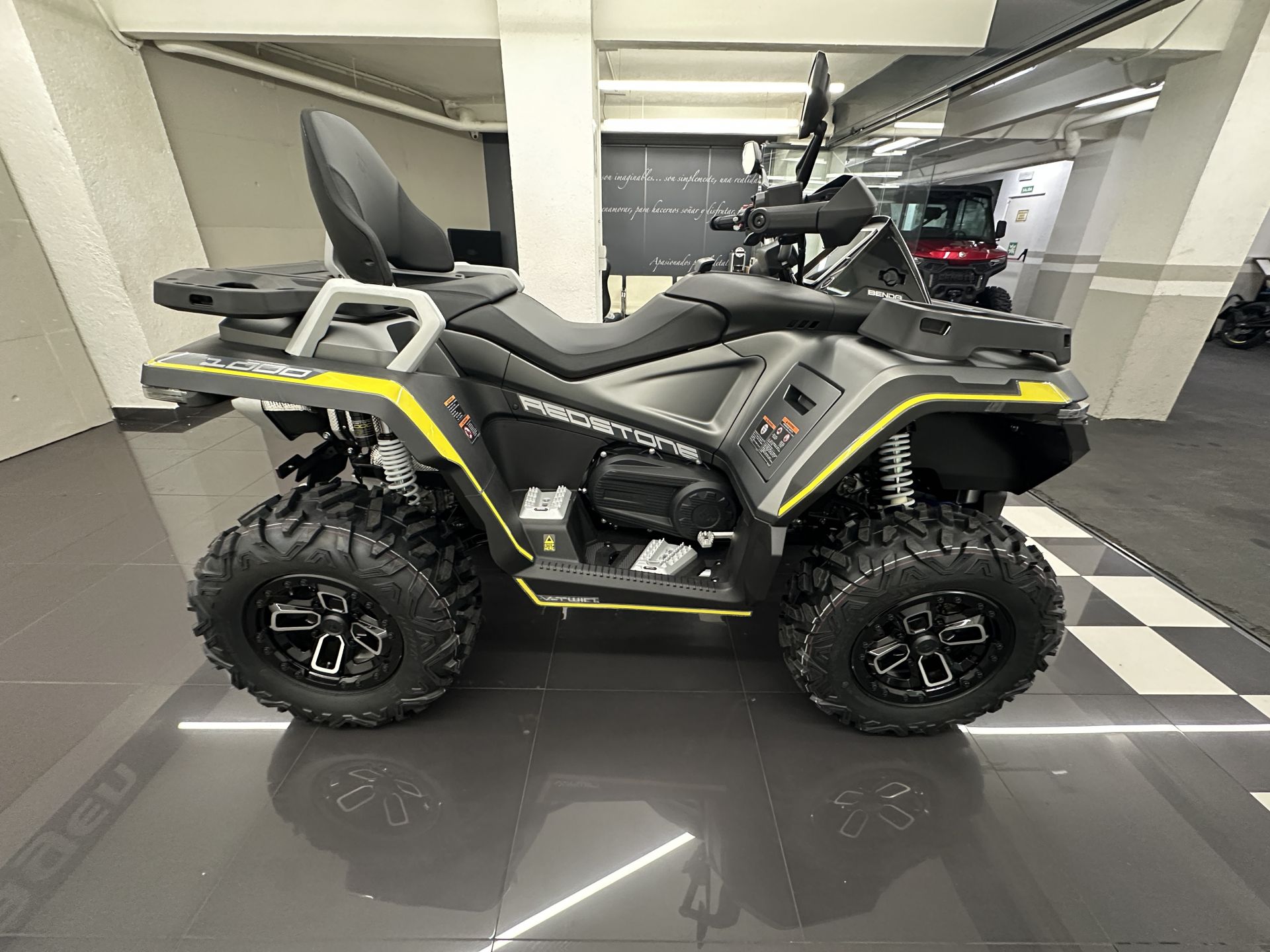 Benda Redstone 1000 R2 + EPS (T3-ROMA)