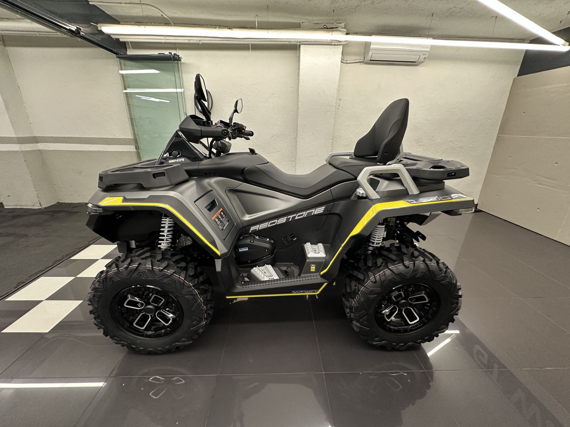 Benda Redstone 1000 R2 + EPS (T3-ROMA)