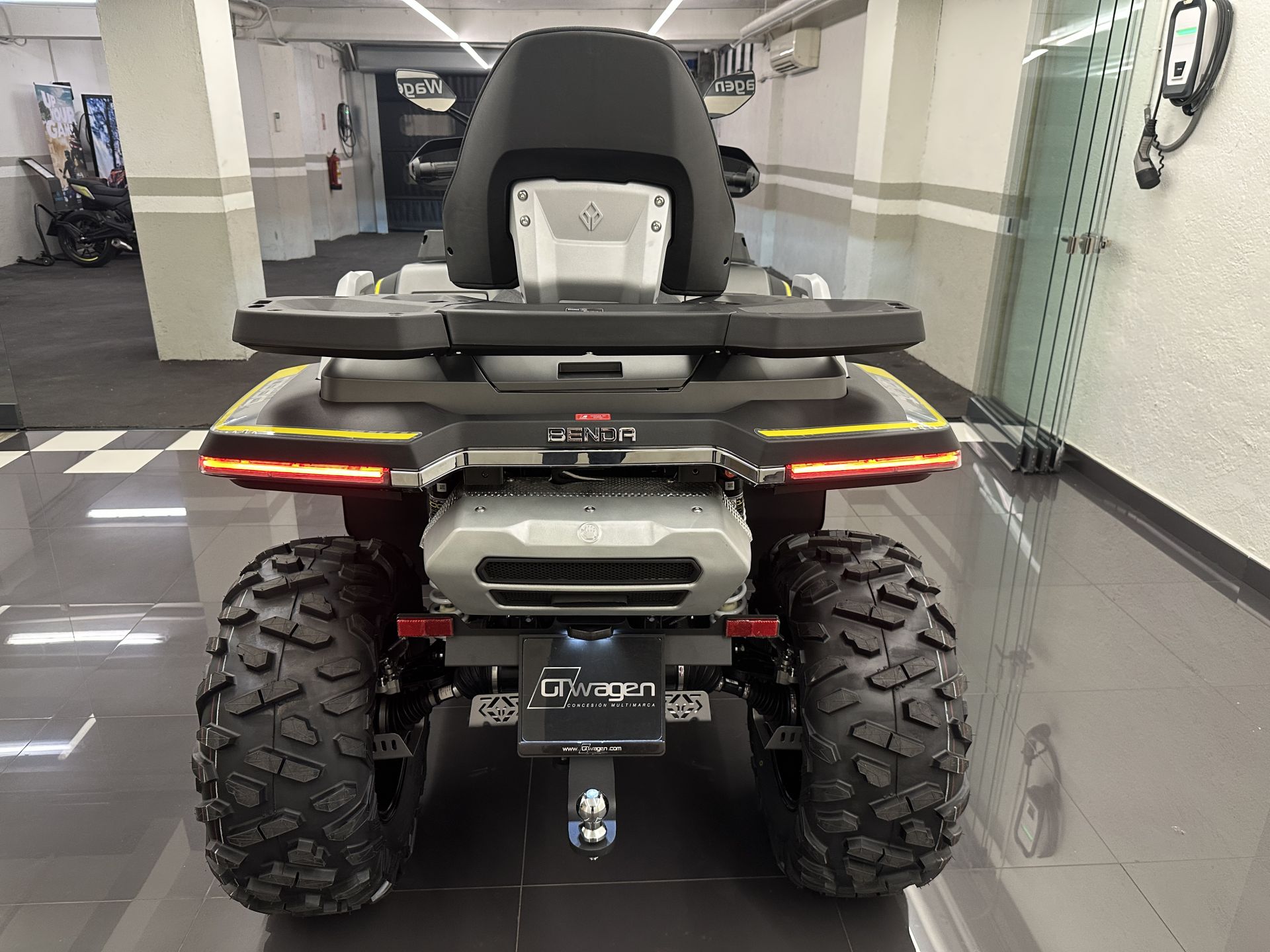 Benda Redstone 1000 R2 + EPS (T3-ROMA)