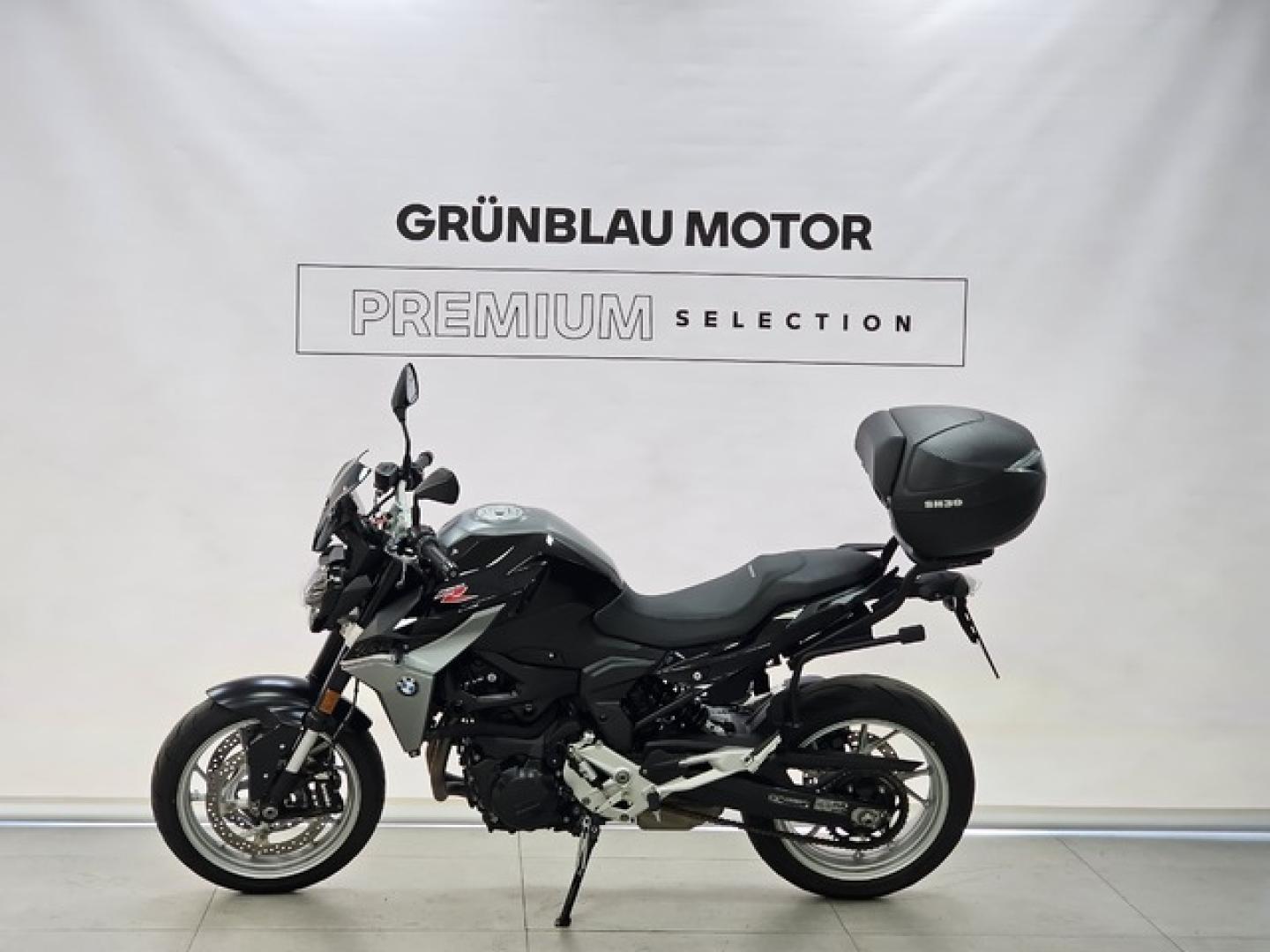 BMW F 900 R 