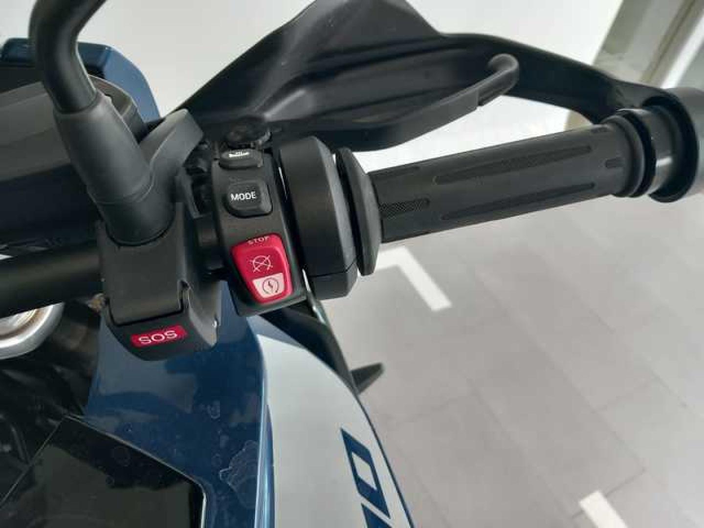 BMW S 1000 XR