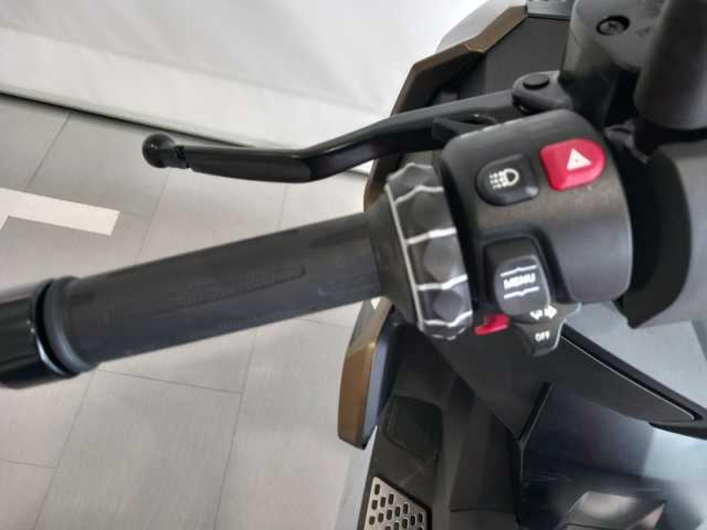 BMW C 400 X