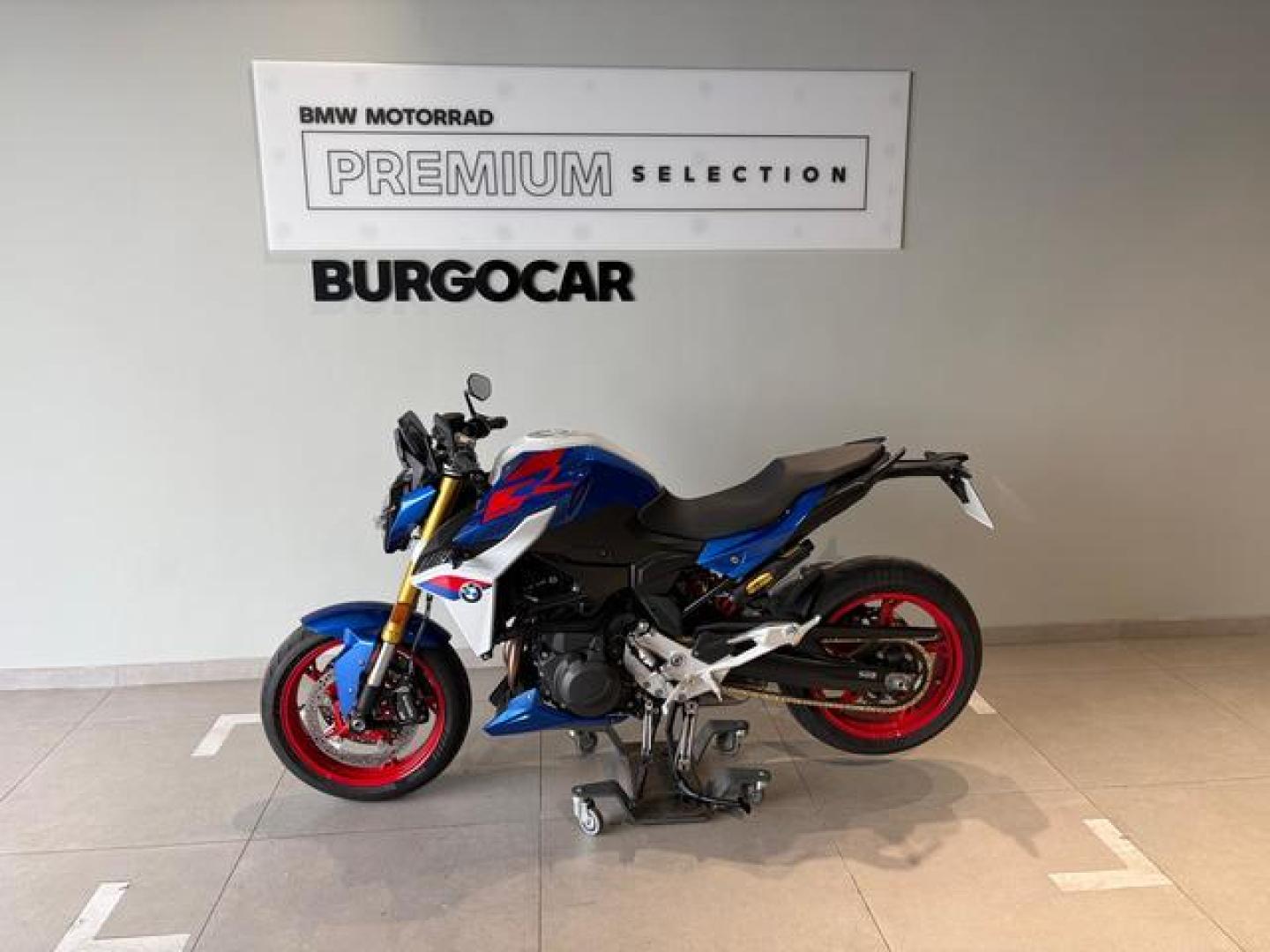 BMW F 900 R