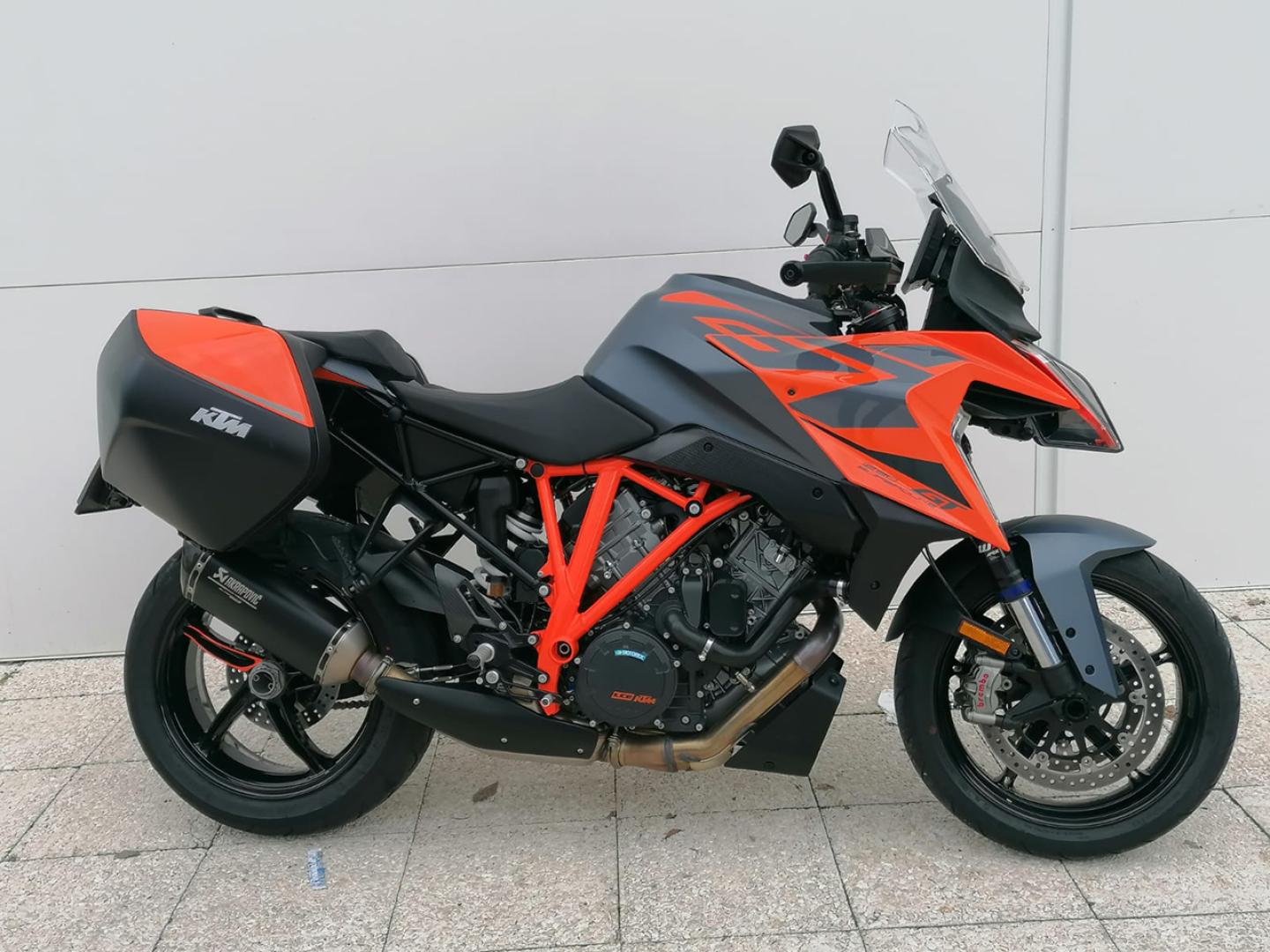 KTM 1290 Super Duke R Super Duke 1.3 GT