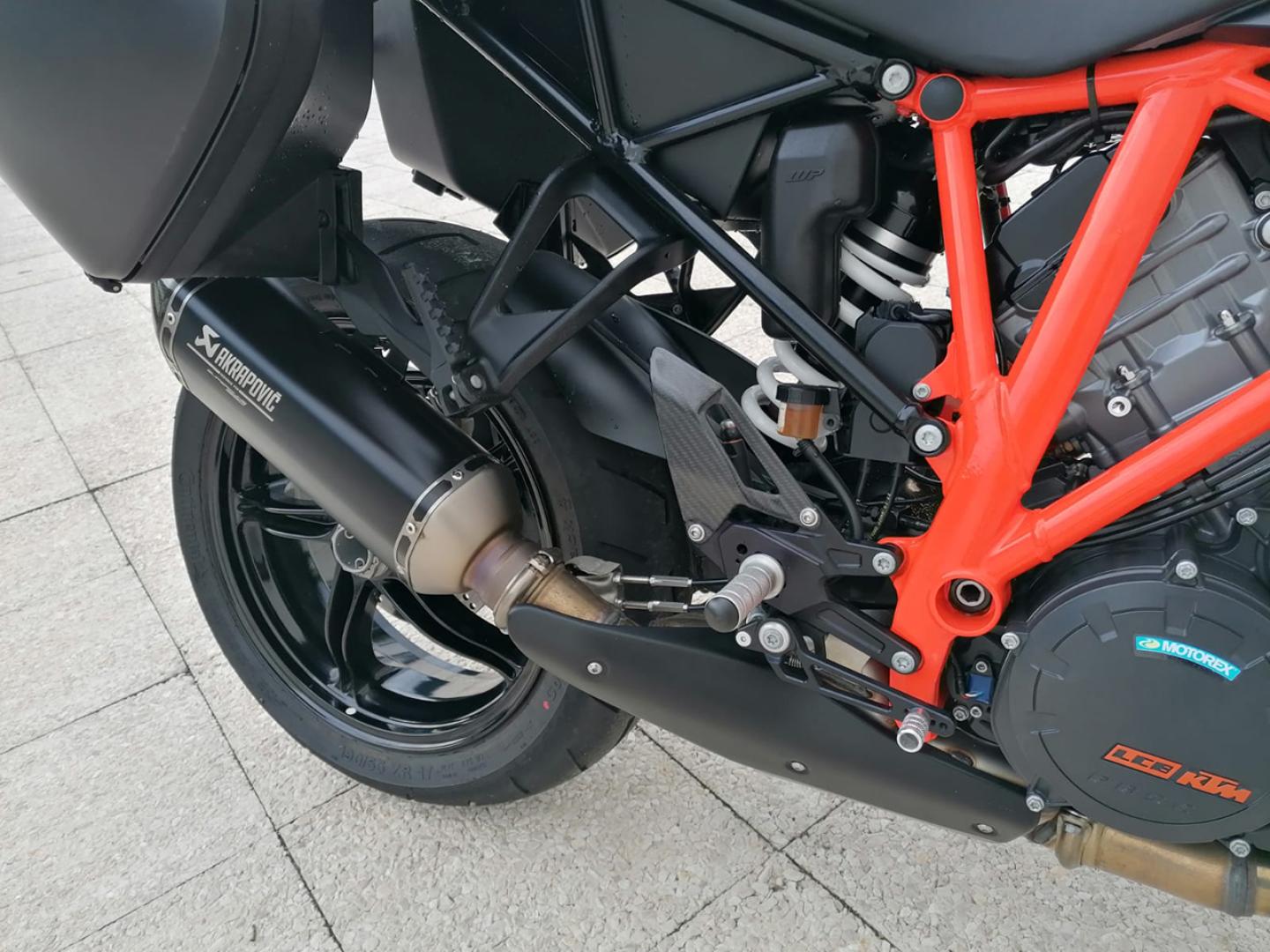 KTM 1290 Super Duke R Super Duke 1.3 GT