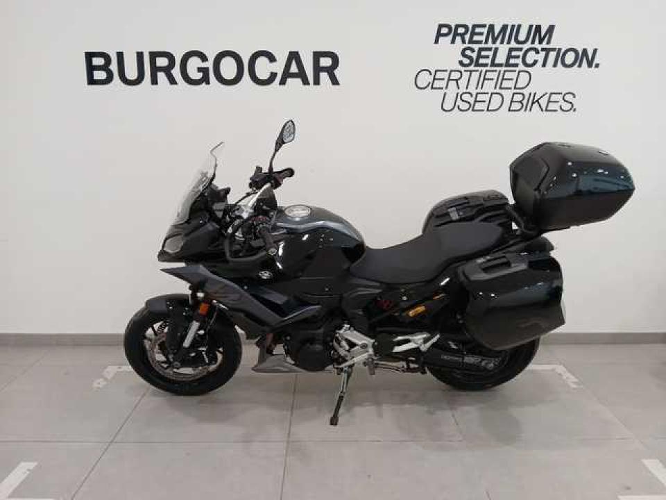BMW F 900 XR