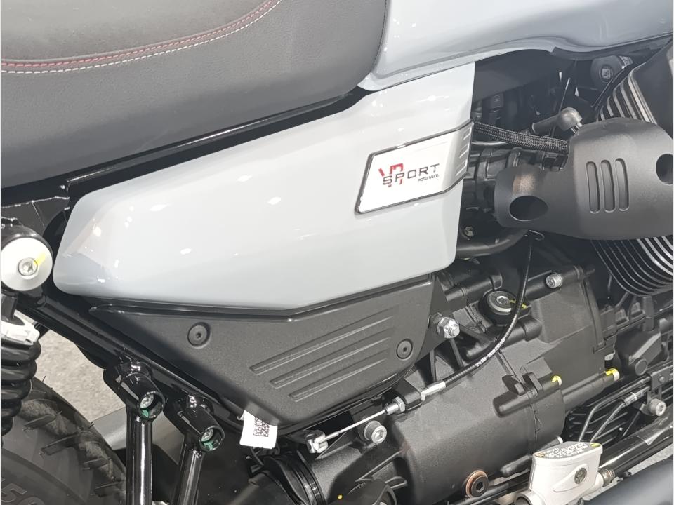 Moto Guzzi V