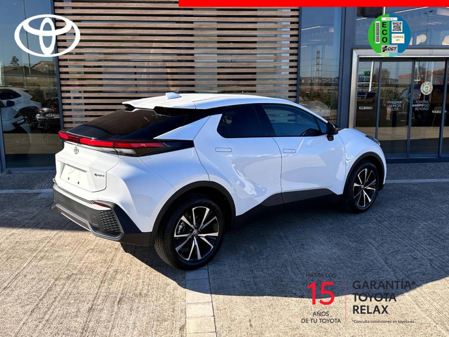 Toyota C-HR Advance Hybrid 140