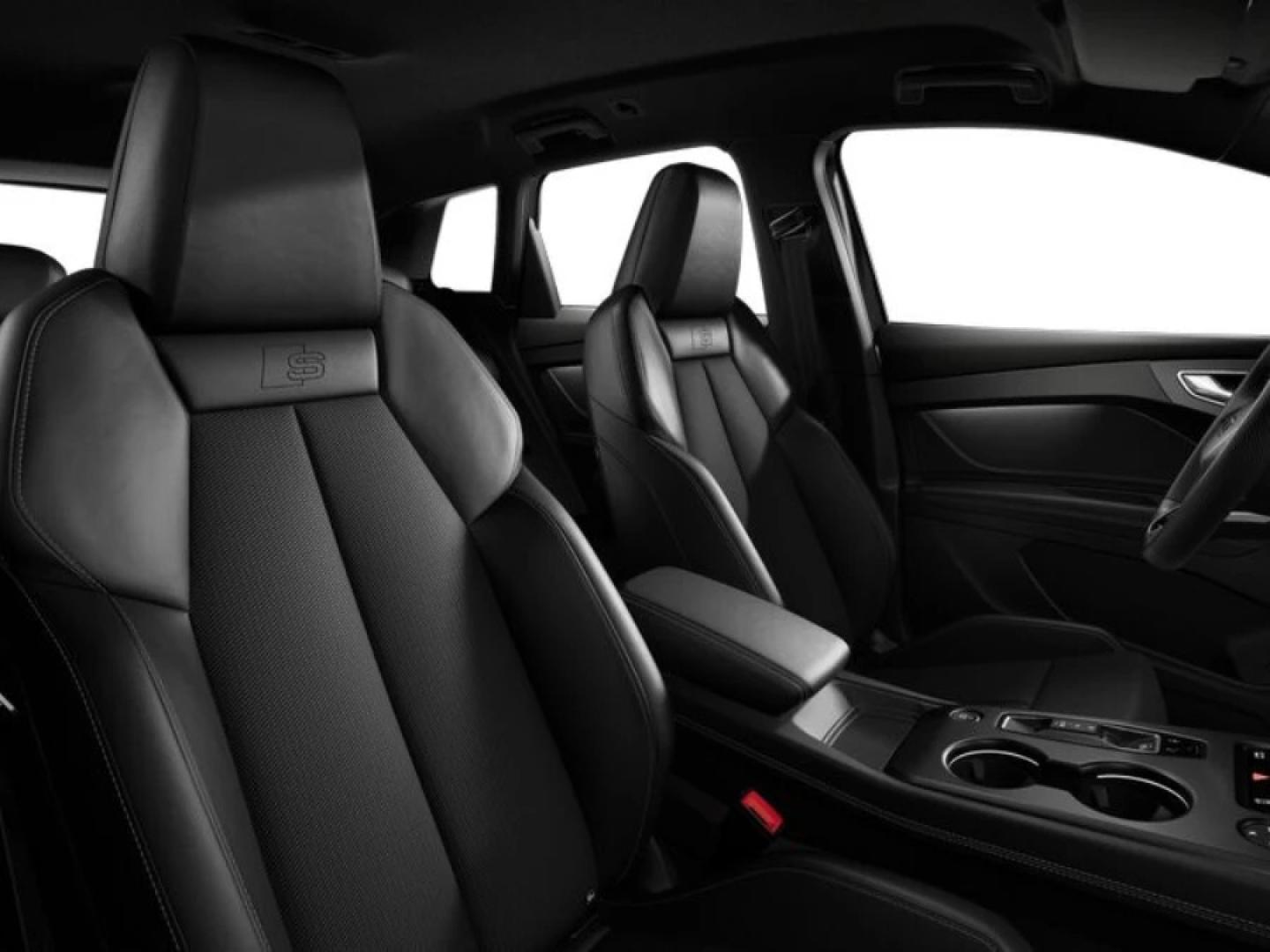 Audi Q4 e-tron S line e-tron performance 210kW 82kWh
