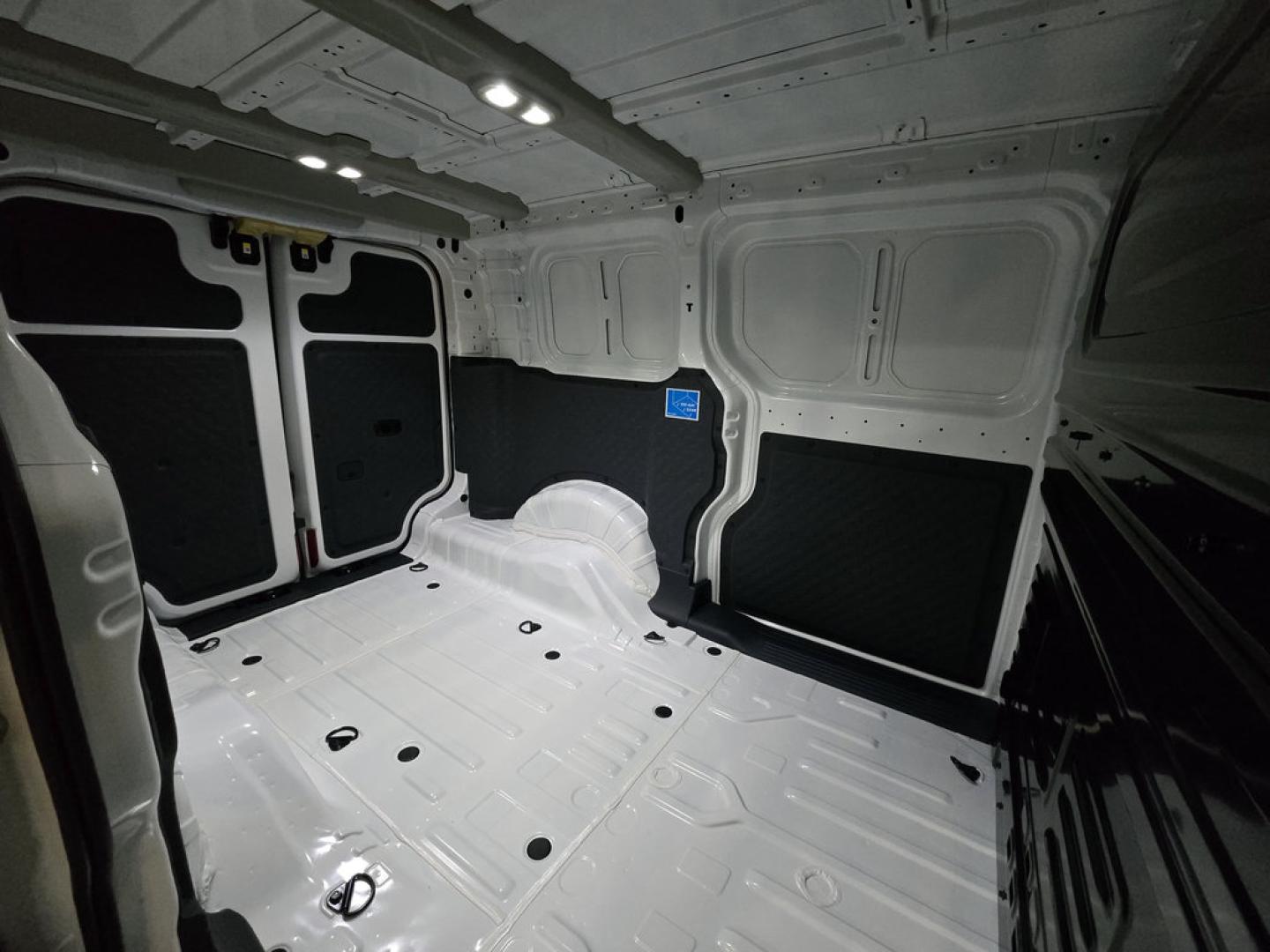 Kia PV5 Cargo L2H1 Long Range Plus