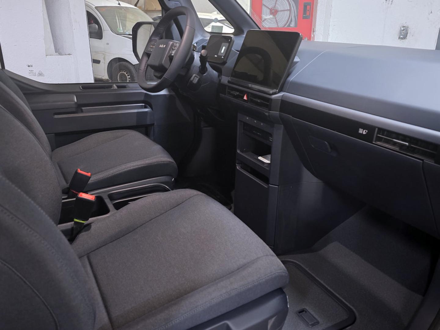 Kia PV5 Cargo L2H1 Long Range Plus