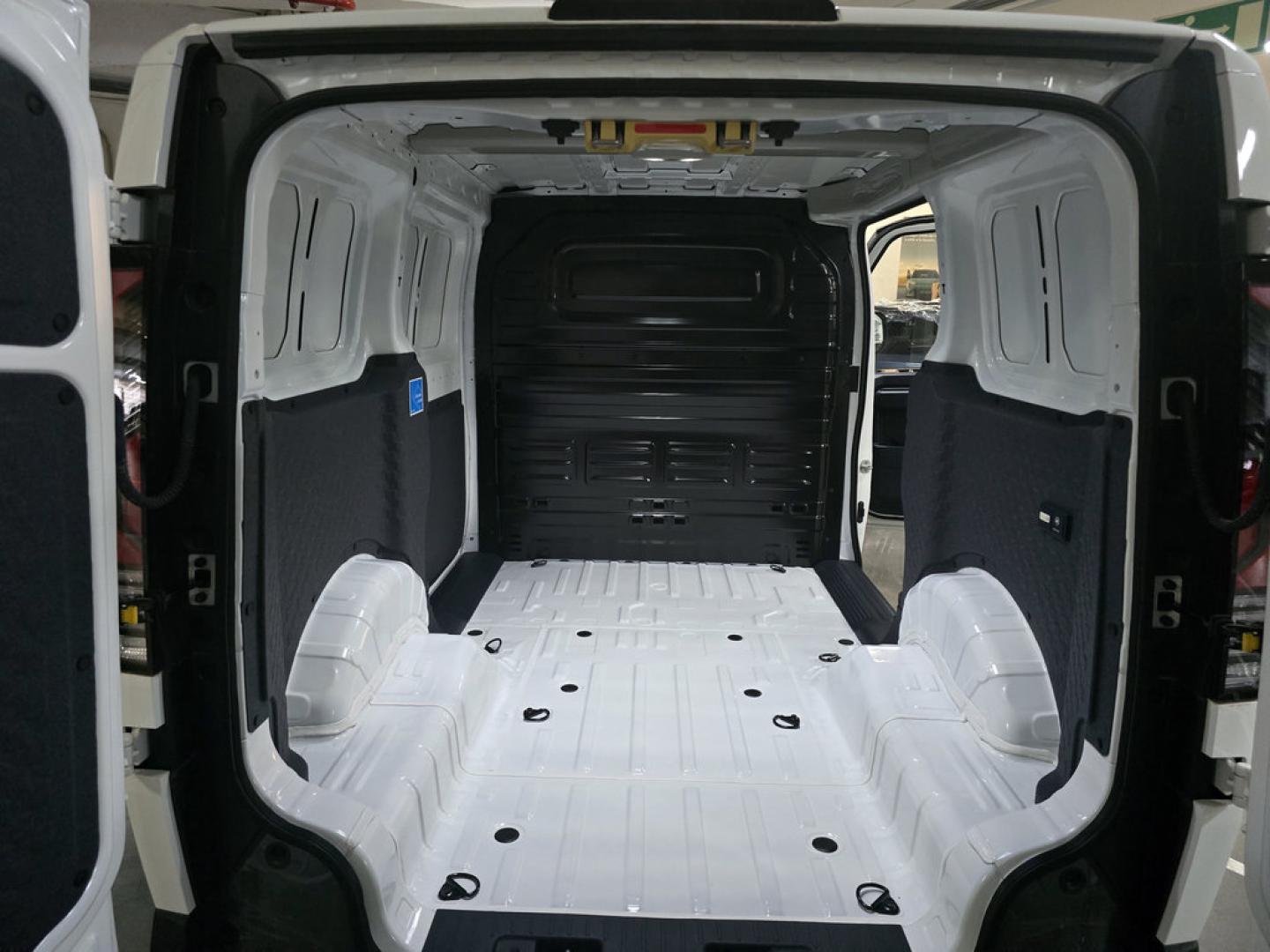 Kia PV5 Cargo L2H1 Long Range Plus