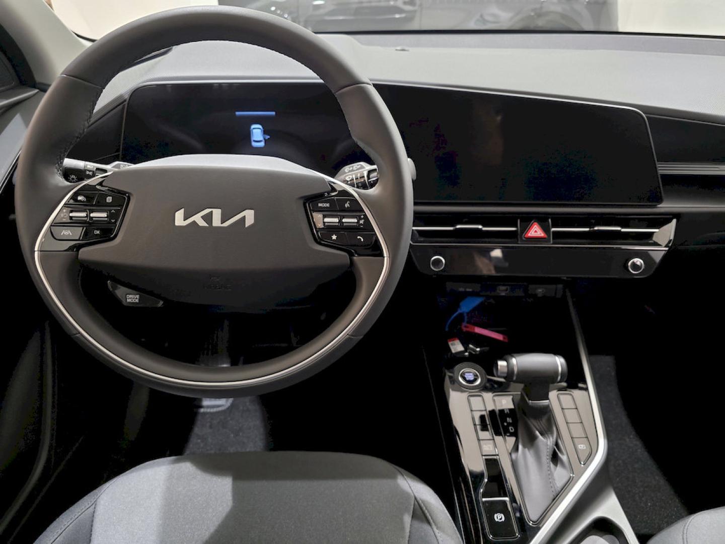 Kia Niro 1.6 GDi HEV 95kW (129CV) Concept