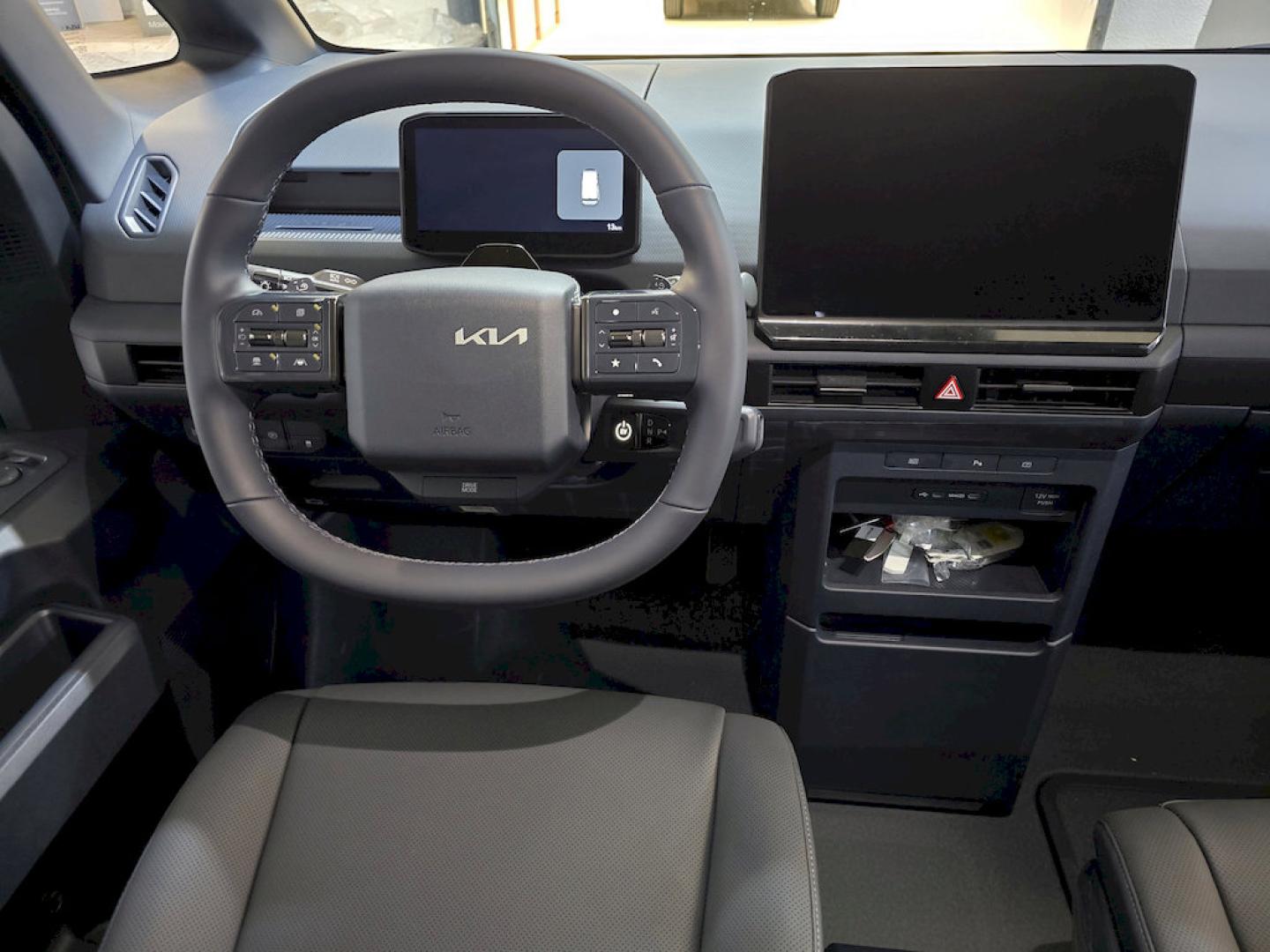 Kia PV5 Passenger L2H1 Long Range Plus