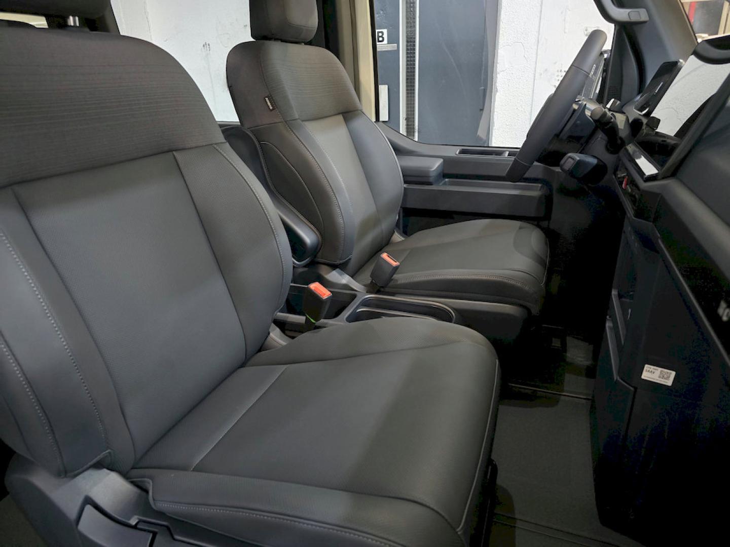 Kia PV5 Passenger L2H1 Long Range Plus