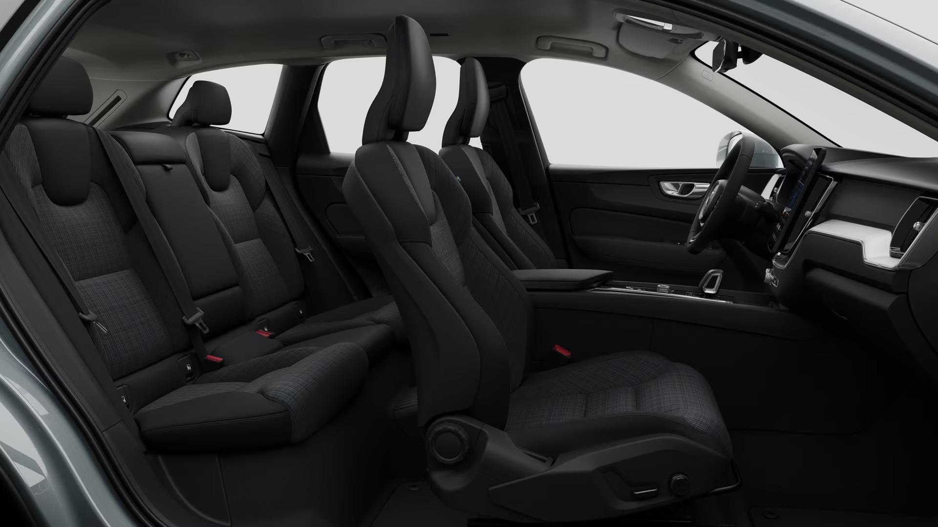 Volvo XC60 2.0 T6 AWD Recharge Core Auto