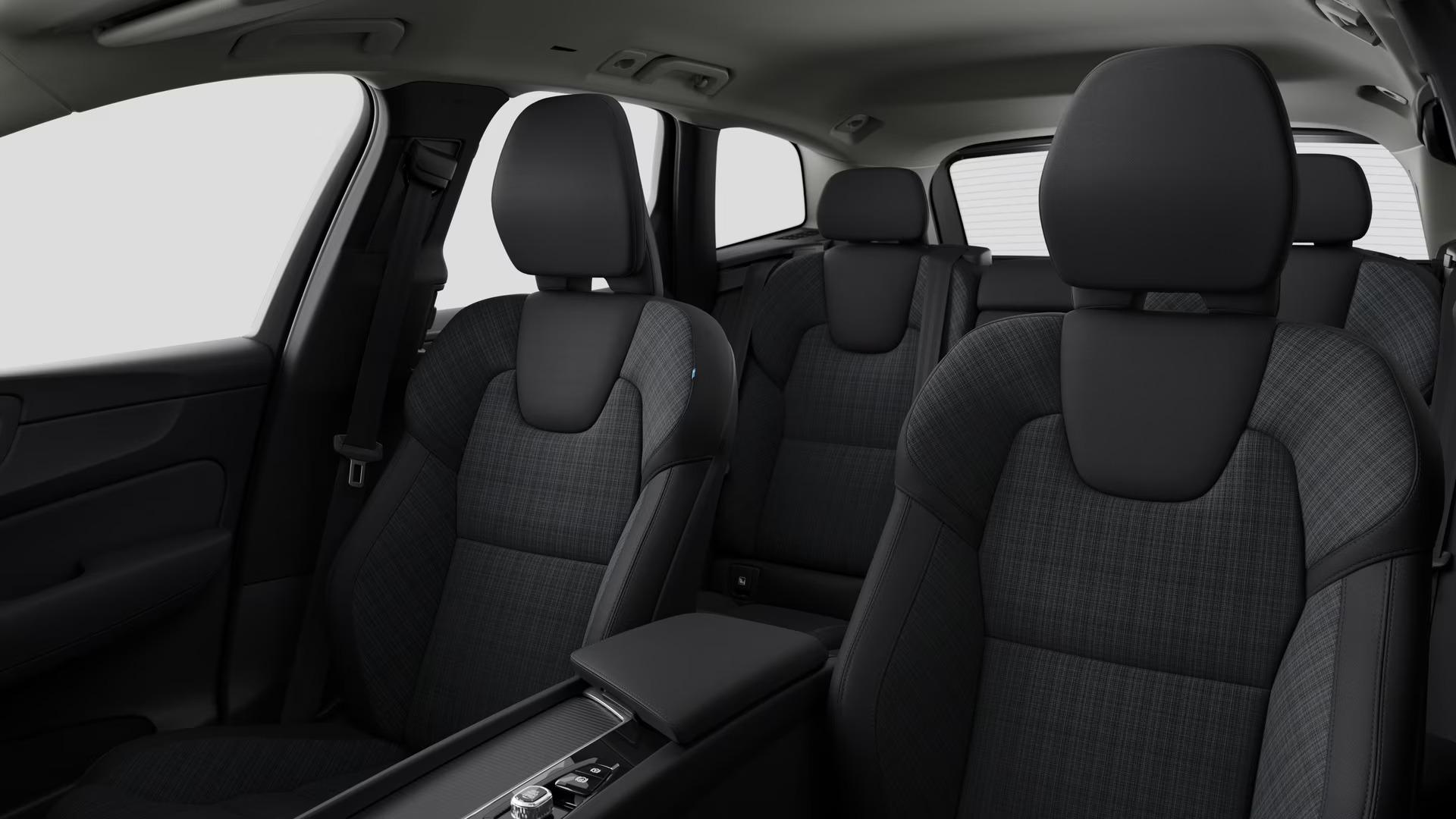 Volvo XC60 2.0 T6 AWD Recharge Core Auto
