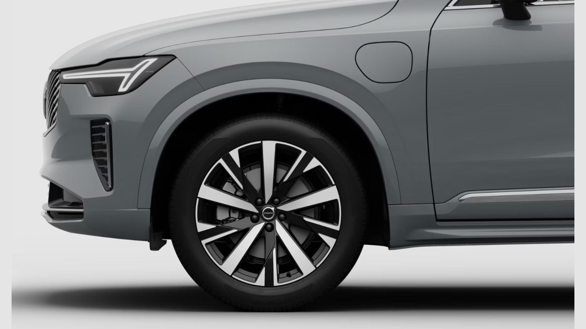 Volvo XC90 2.0 T8 AWD Core Recharge Auto