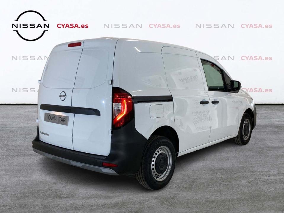 Nissan  BEV 45KWH COMFORT 2-SEATS L2 AUTO 4P