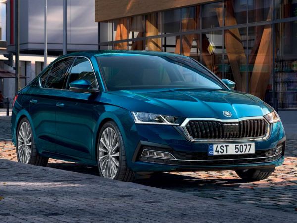 Skoda Octavia 1.5 TSI m-HEV 110kW(150CV) DSG Selection