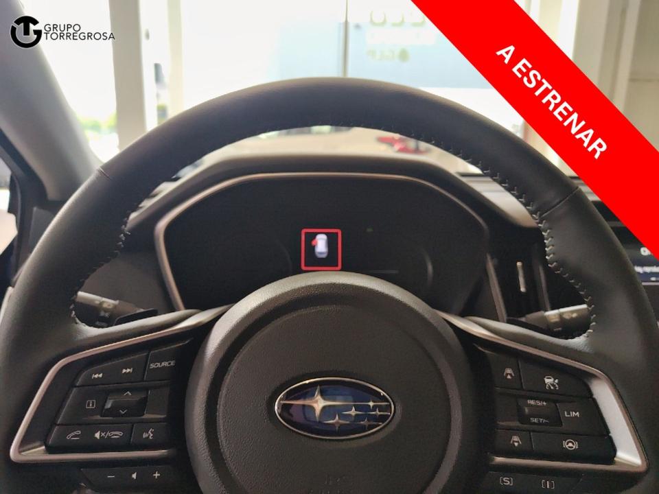 Subaru OUTBACK 2.5i Trek CVT Lineartronic AWD