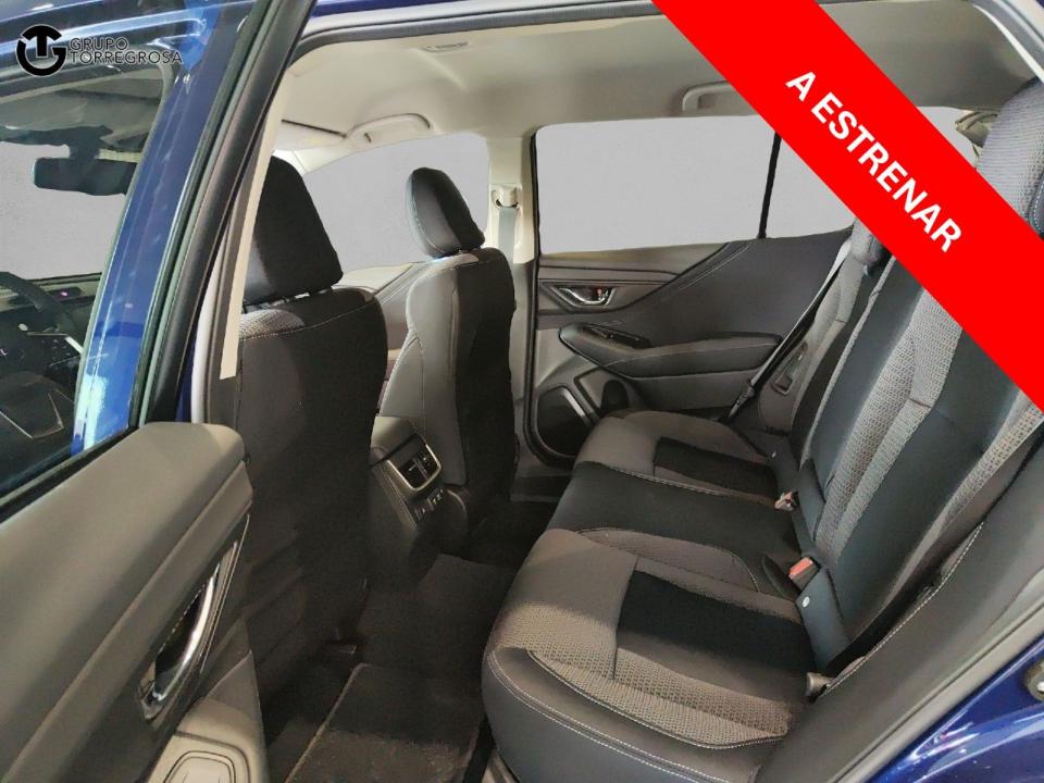 Subaru OUTBACK 2.5i Trek CVT Lineartronic AWD