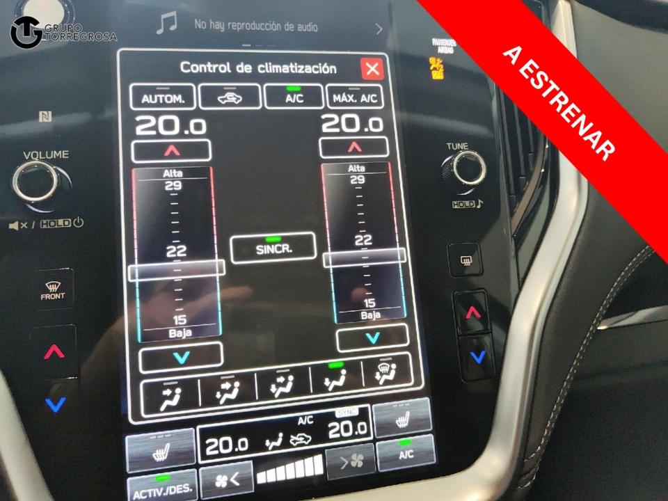 Subaru OUTBACK 2.5i Trek CVT Lineartronic AWD