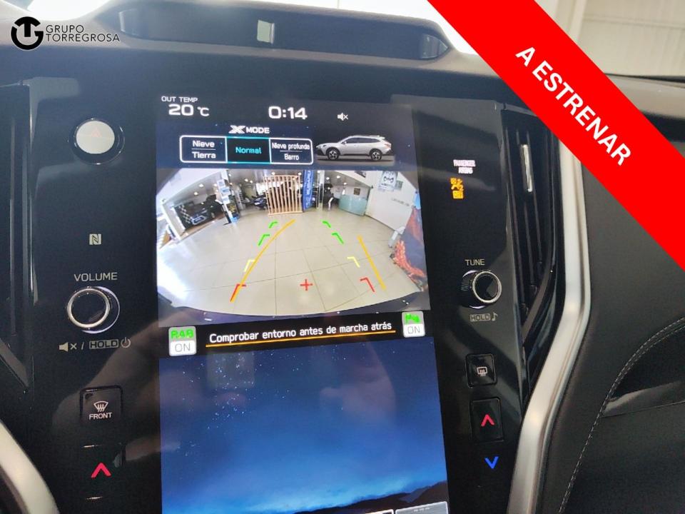 Subaru OUTBACK 2.5i Trek CVT Lineartronic AWD