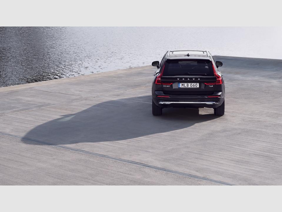 Volvo XC60 2.0 T6 AWD Recharge Core Auto