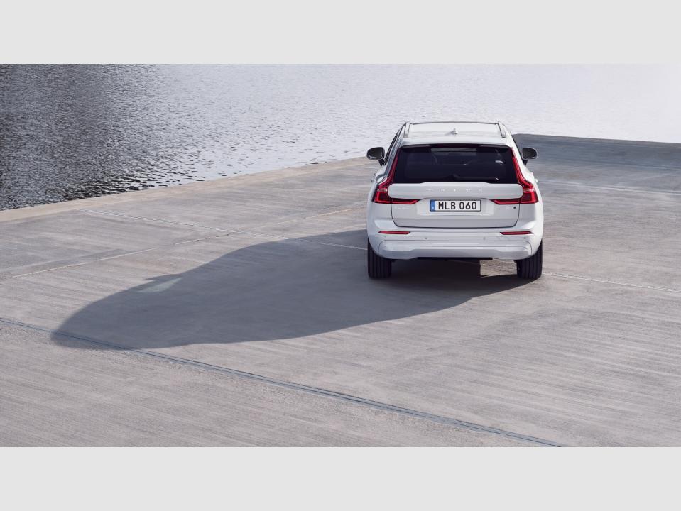 Volvo XC60 2.0 B5 G AWD Core Auto
