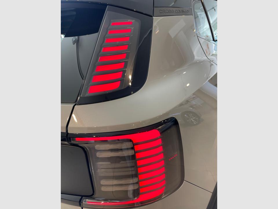 Volvo EX30 BEV 69KWH TWIN MOTOR ULTRA CC AWD 428 5P