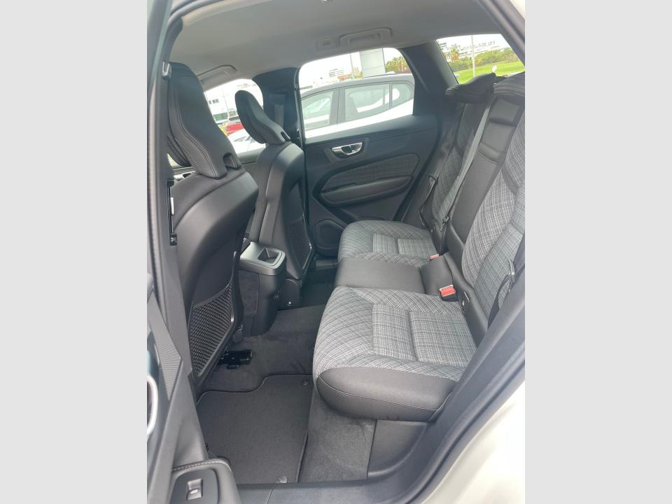 Volvo XC60 XC60 CORE B5 MILD HYBRID, GASOLINA