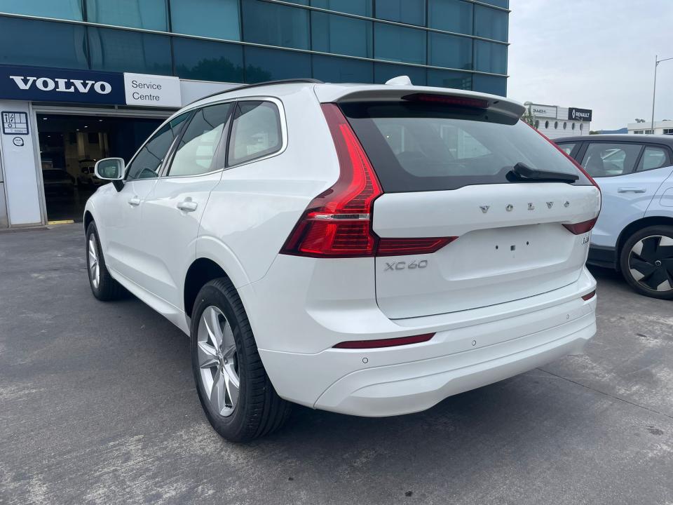 Volvo XC60 XC60 CORE B5 MILD HYBRID, GASOLINA