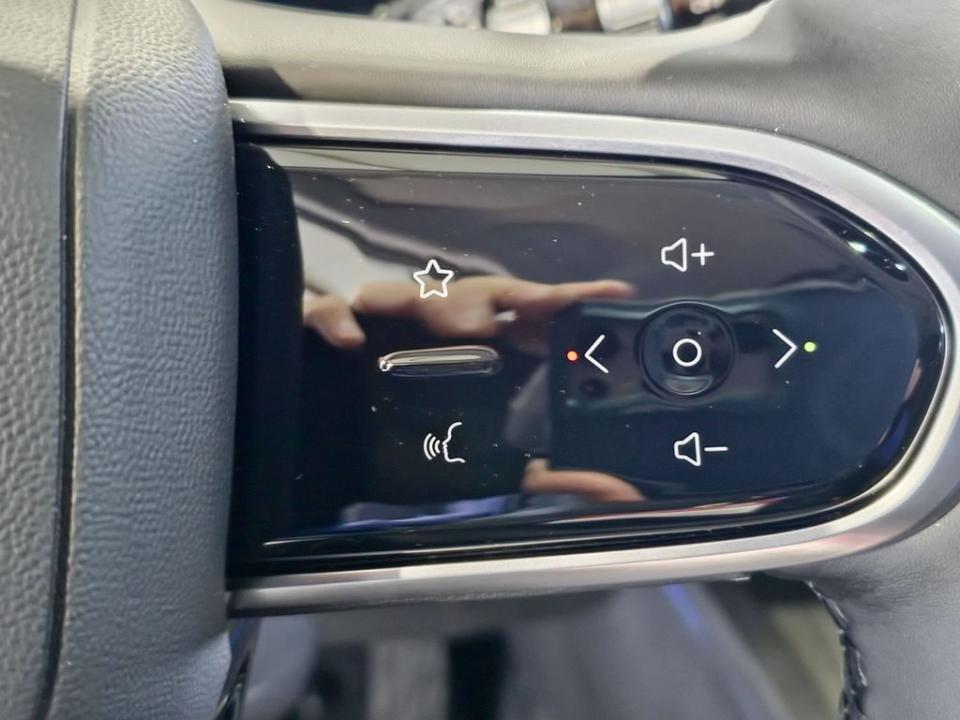 imagen swiper vehículo 17