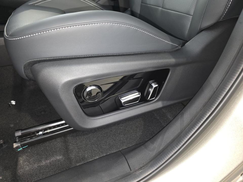 imagen swiper vehículo 12