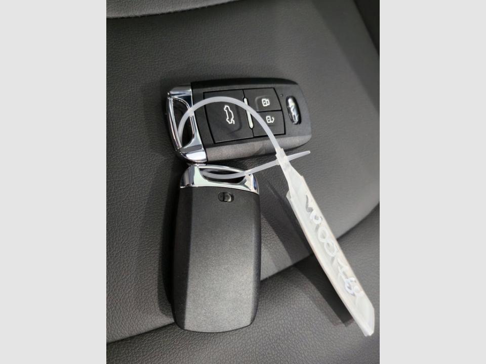 imagen swiper vehículo 15